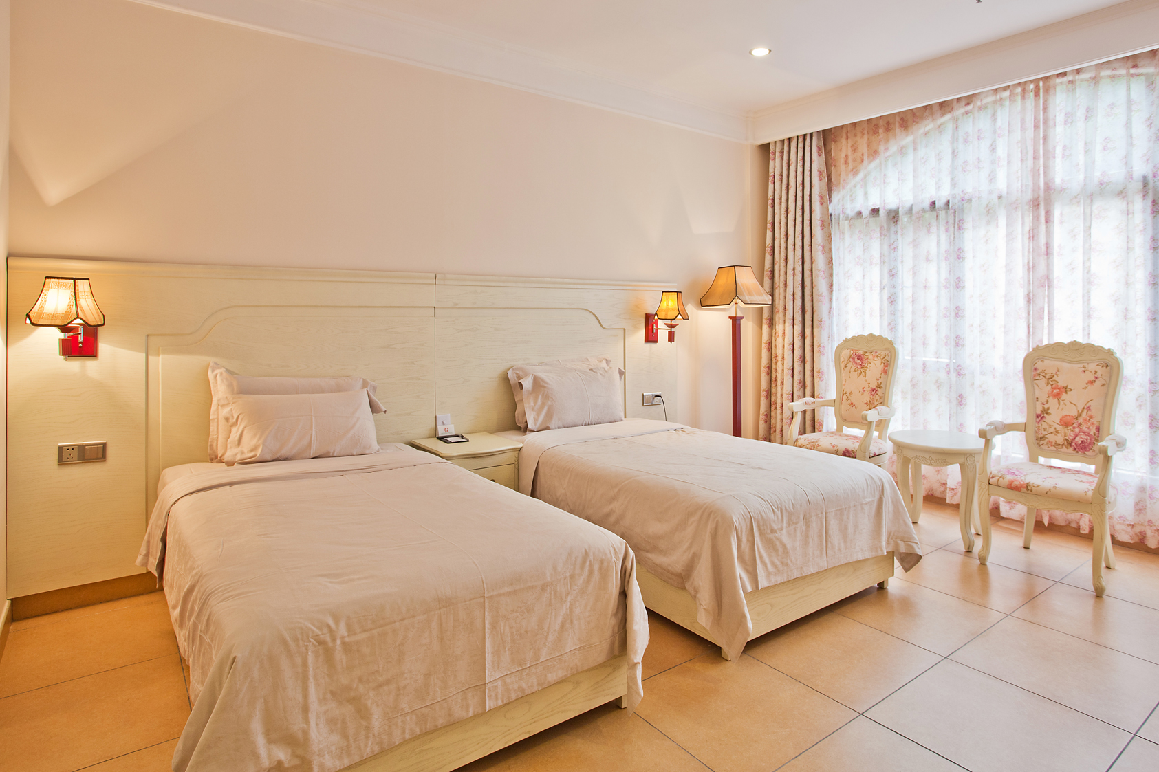 深圳南澳杨梅坑星空馨语酒店家庭套房团购预定 - 深圳杨梅坑旅游_深圳